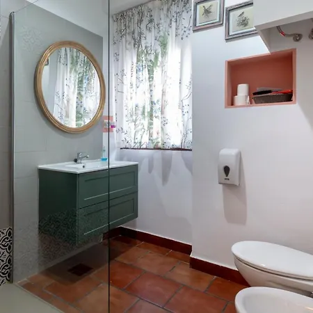 A 20 Metros De La Mezquita Catedral ,apartamentos Turistico Cespedes 5 * Córdoba