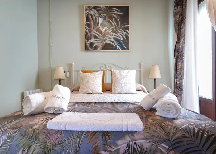 A 20 Metros De La Mezquita Catedral ,apartamentos Turistico Cespedes 5