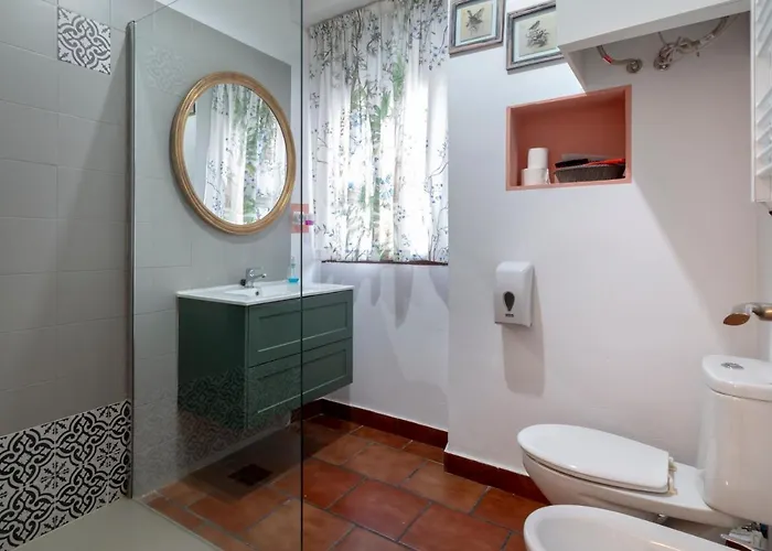 A 20 Metros De La Mezquita Catedral ,apartamentos Turistico Cespedes 5 * 科爾多瓦