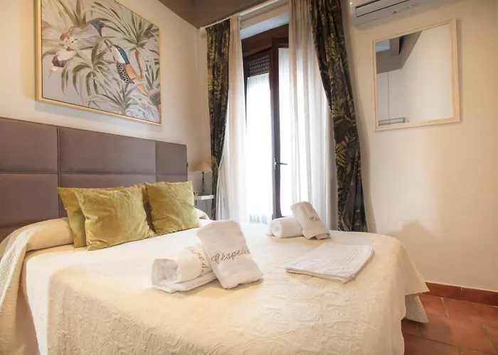 A 20 Metros De La Mezquita Catedral ,apartamentos Turistico Cespedes 5 Apartament