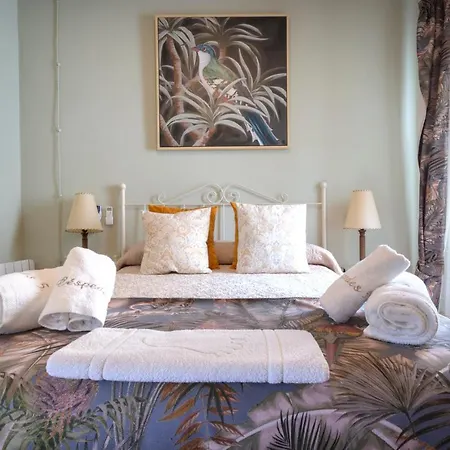 A 20 Metros De La Mezquita Catedral ,apartamentos Turistico Cespedes 5