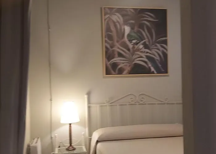 Apartment A 20 Metros De La Mezquita Catedral ,apartamentos Turistico Cespedes 5 Córdoba